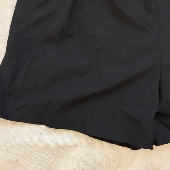 Vintage Nike Women's Black Athletic Shorts - Picture 5 of 6